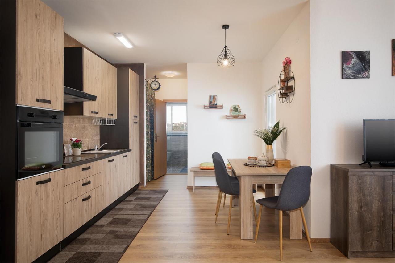 Apartment Little Gallery **** Rovinj Exteriör bild
