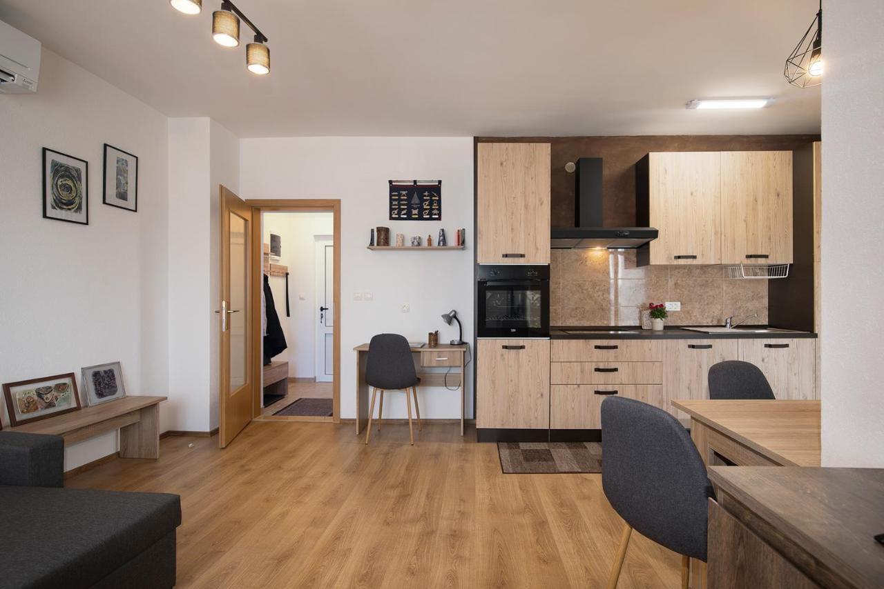 Apartment Little Gallery **** Rovinj Exteriör bild