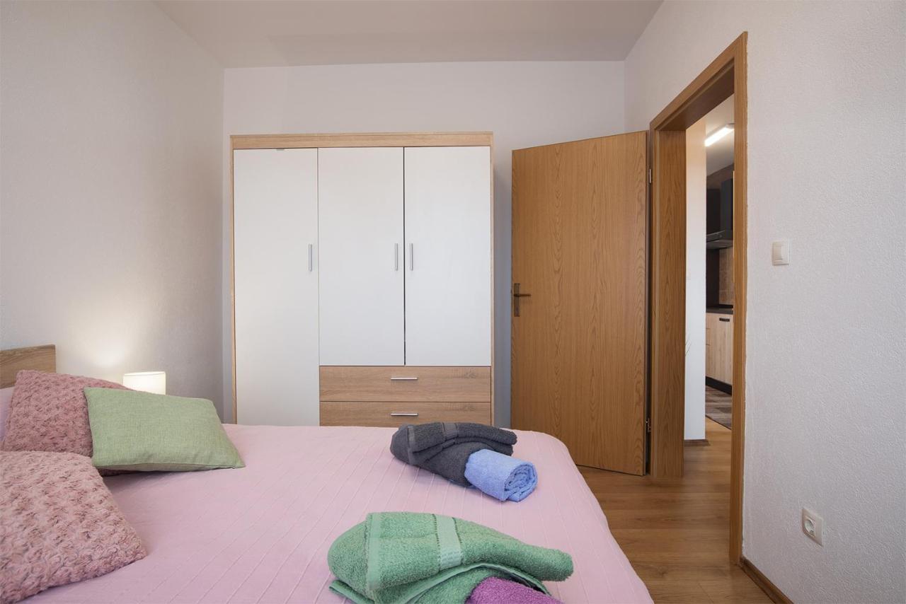 Apartment Little Gallery **** Rovinj Exteriör bild